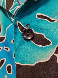 Vintage 1980s Hilo Hattie Men's Blue & Black Tropical Hawaiian Print Button Down Shirt