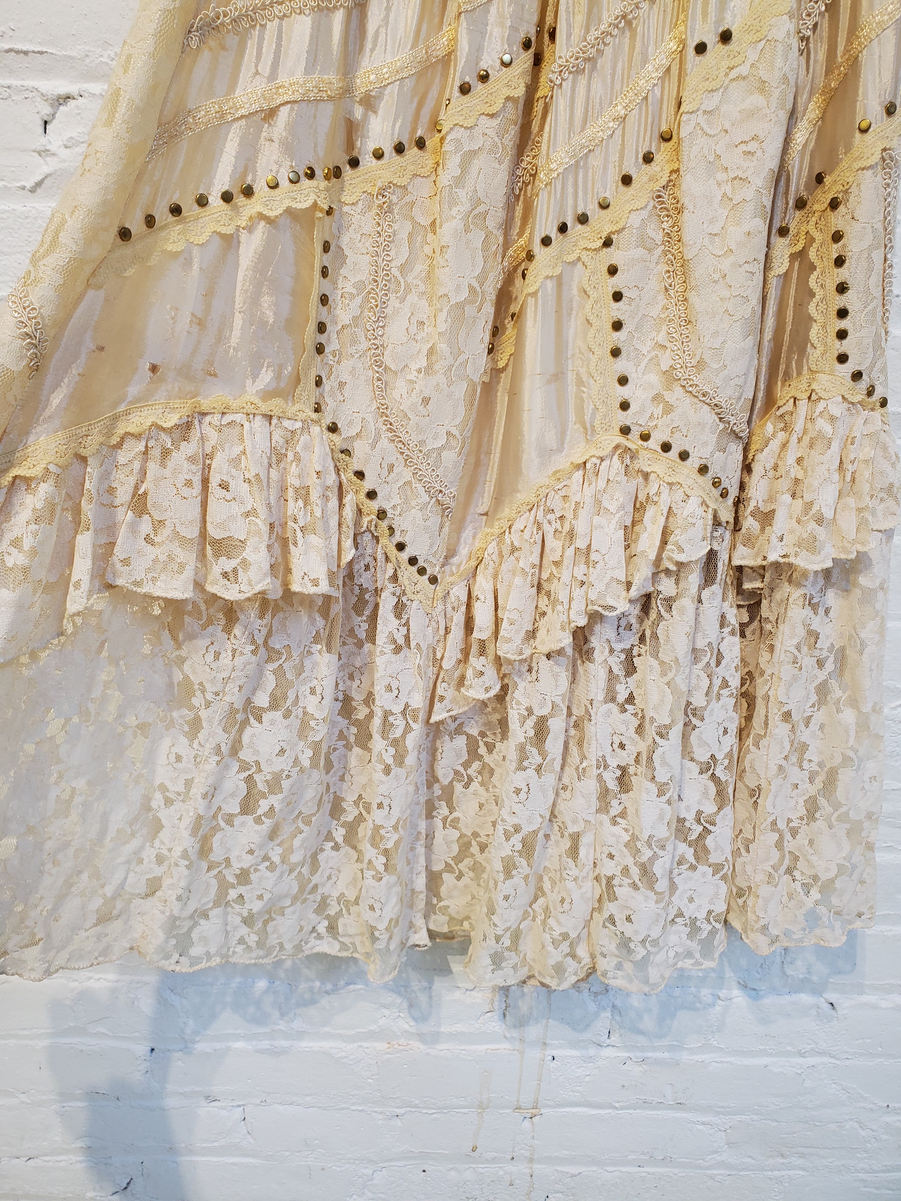 Vintage 1970s Antique Ivory Color Victorian Boho Style Long Ruffle Skirt