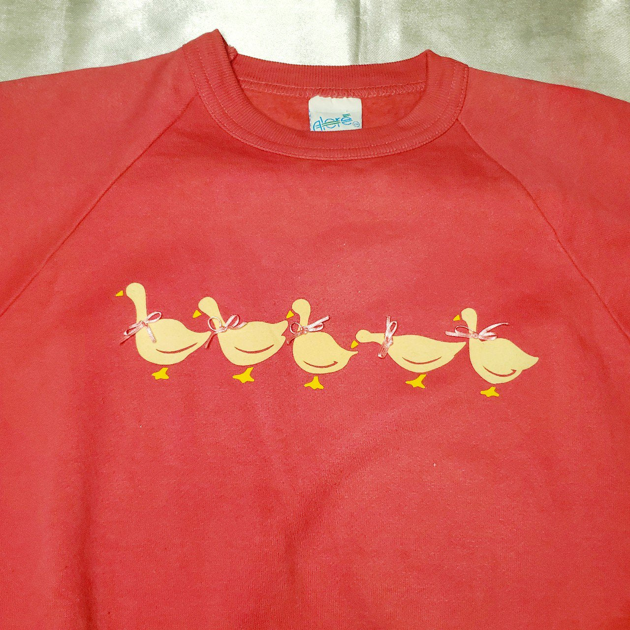Vintage 80s Bubblegum Pink Raglan Sleeve Sweatshirt