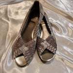 Load image into Gallery viewer, Vintage Silver Stretch Mesh Basketweave Peep Toe Flats
